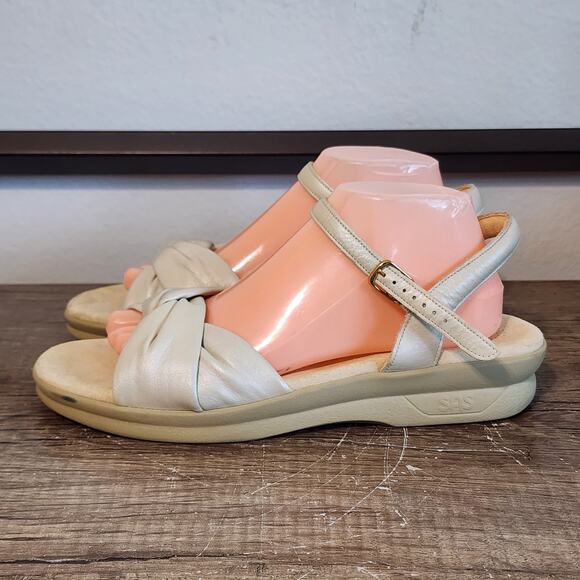 SAS Twist Again Women's Tripod Comfort Sandals Shoes Size 11 Medium Beige - Picture 1 of 9
